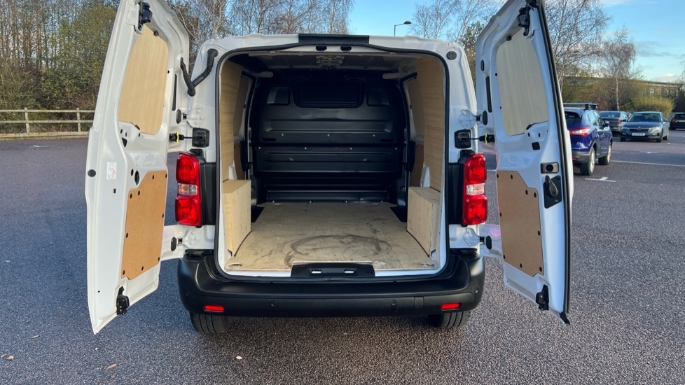 Used Peugeot Expert 2024 for sale - 76684211: Photo 15