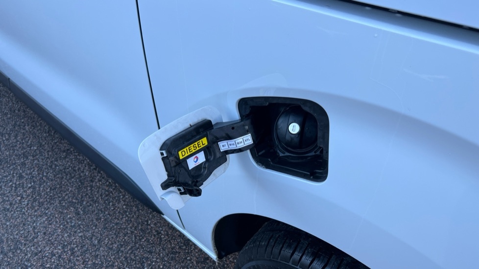 Used Peugeot Expert 2024 for sale - 76684211: Photo 21