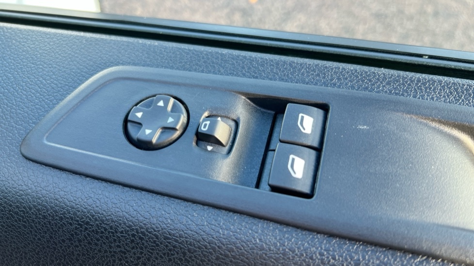 Used Peugeot Expert 2024 for sale - 76684211: Photo 30