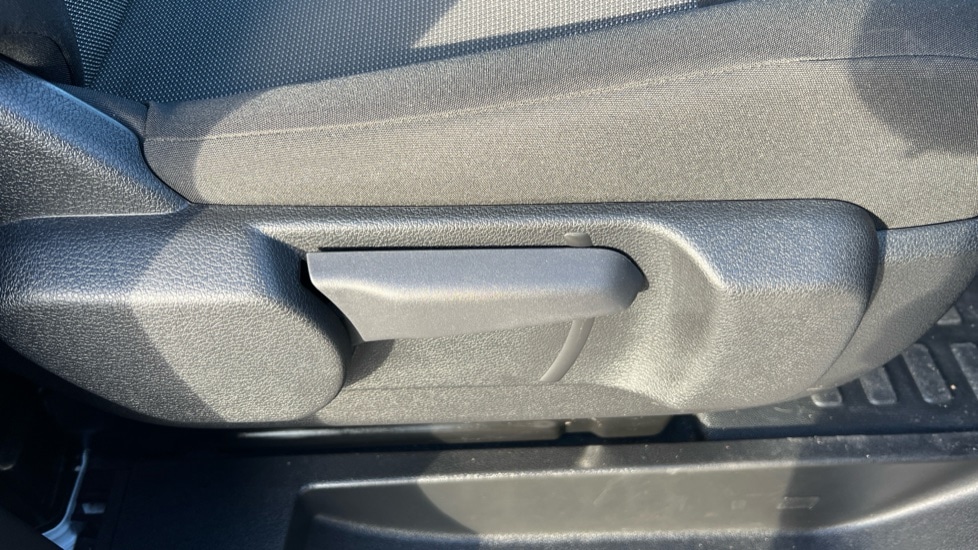 Used Peugeot Expert 2024 for sale - 76684211: Photo 32