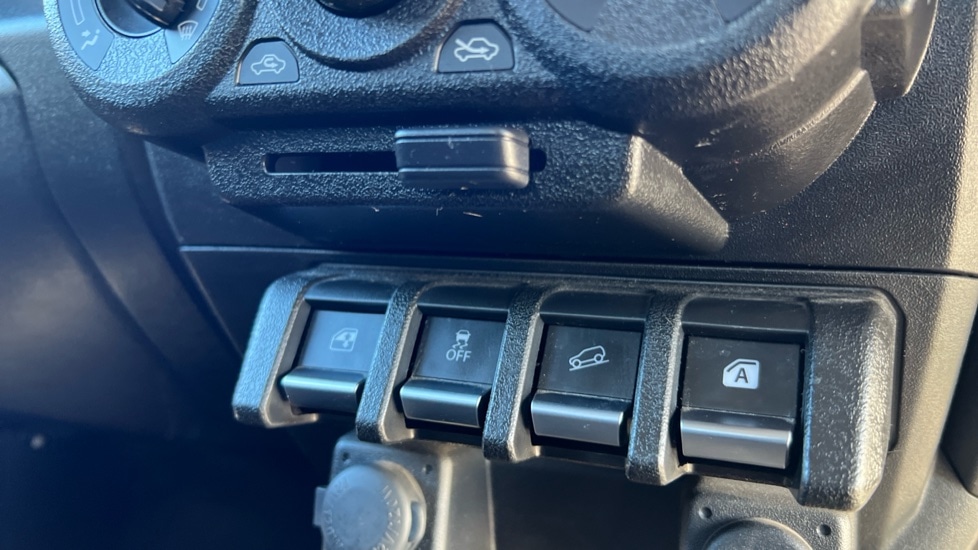 Used Suzuki Jimny 2023 for sale - 76609665: Photo 30