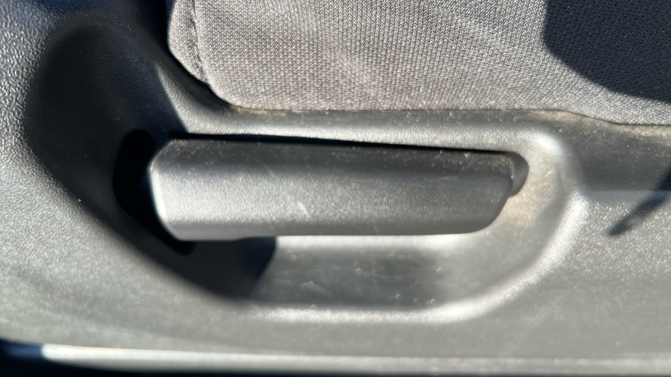 Used Suzuki Jimny 2023 for sale - 76609665: Photo 32