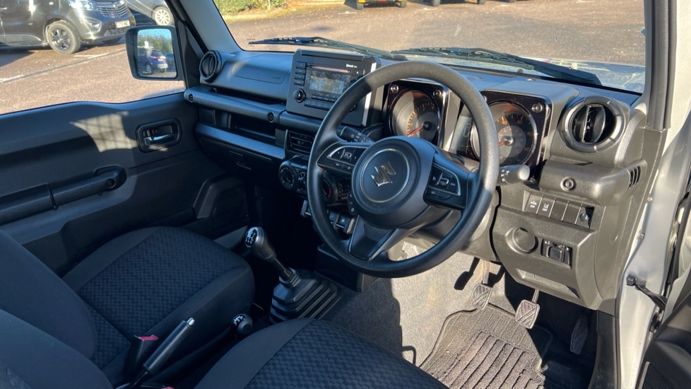 Used Suzuki Jimny 2023 for sale - 76609665: Photo 9