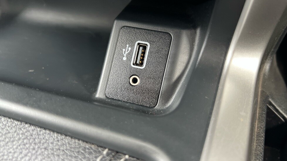 Used Nissan Navara 2021 for sale - 76161454: Photo 42