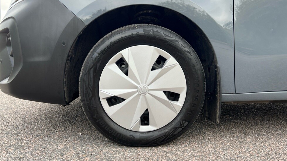 Used Nissan Other 2024 for sale - 76390020: Photo 24