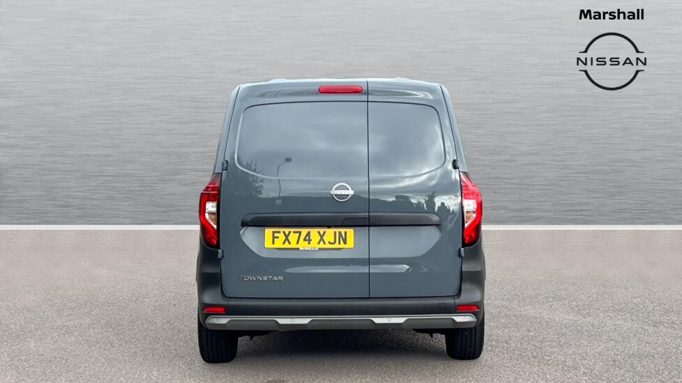 Used Nissan Other 2024 for sale - 76390020: Photo 6