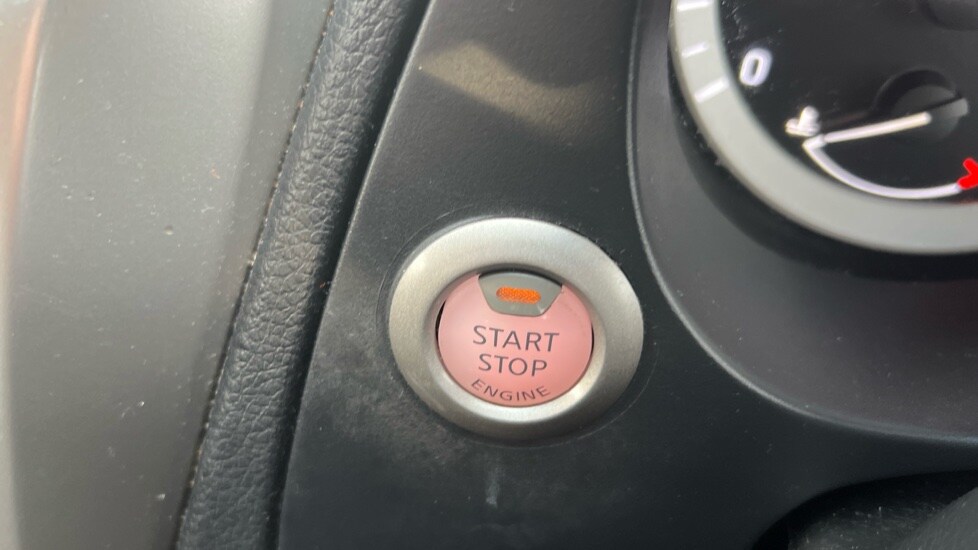 Used Nissan Navara 2018 for sale - 76375544: Photo 18