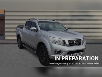 Used Nissan Navara 2018 for sale - 76375544: Photo