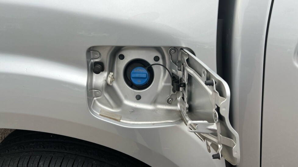 Used Nissan Navara 2018 for sale - 76375544: Photo 25