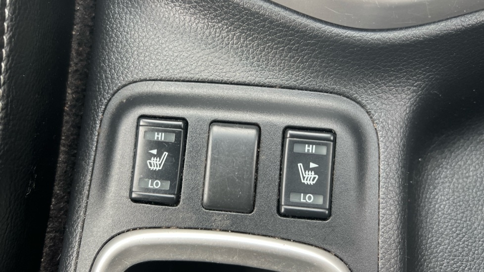 Used Nissan Navara 2018 for sale - 76375544: Photo 37