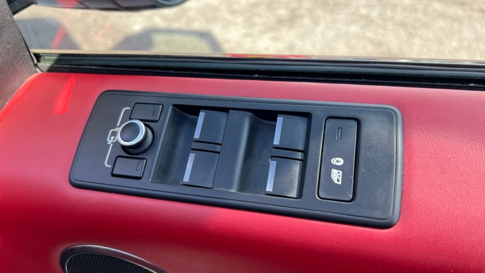 Used Land Rover Range Rover Sport 2017 for sale - 76615370: Photo 30