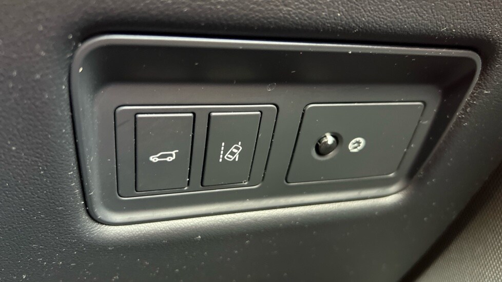 Used Land Rover Range Rover Sport 2017 for sale - 76615370: Photo 46