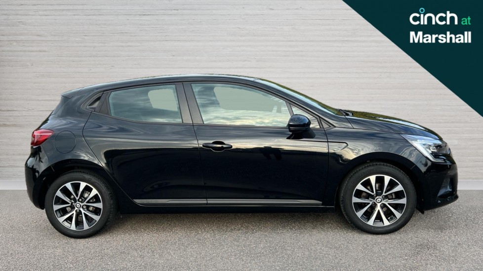 Used Renault Clio 2022 for sale - 76124655: Photo 2
