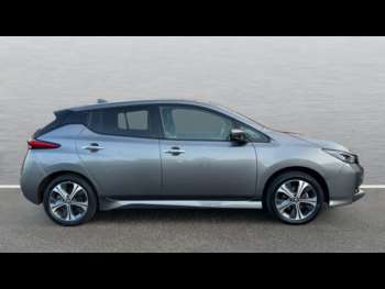 Used Nissan Leaf 2021 for sale - 74552741: Photo