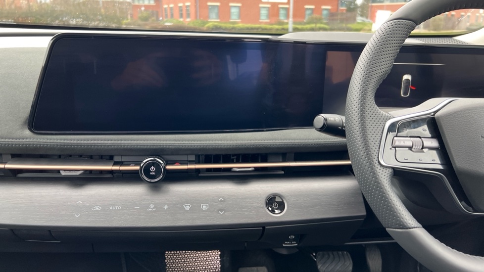 Used Nissan ARIYA 2025 for sale - 77004965: Photo 15