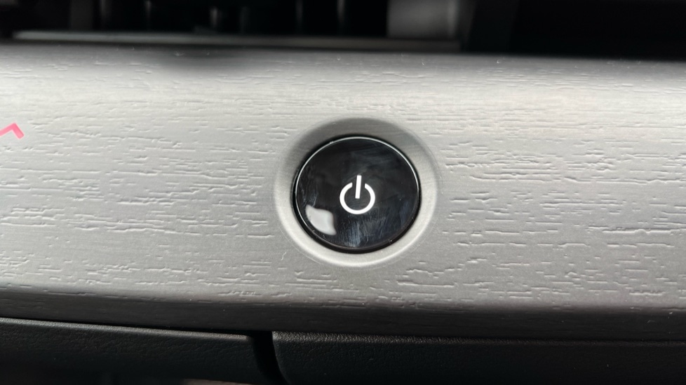 Used Nissan ARIYA 2025 for sale - 77004965: Photo 18