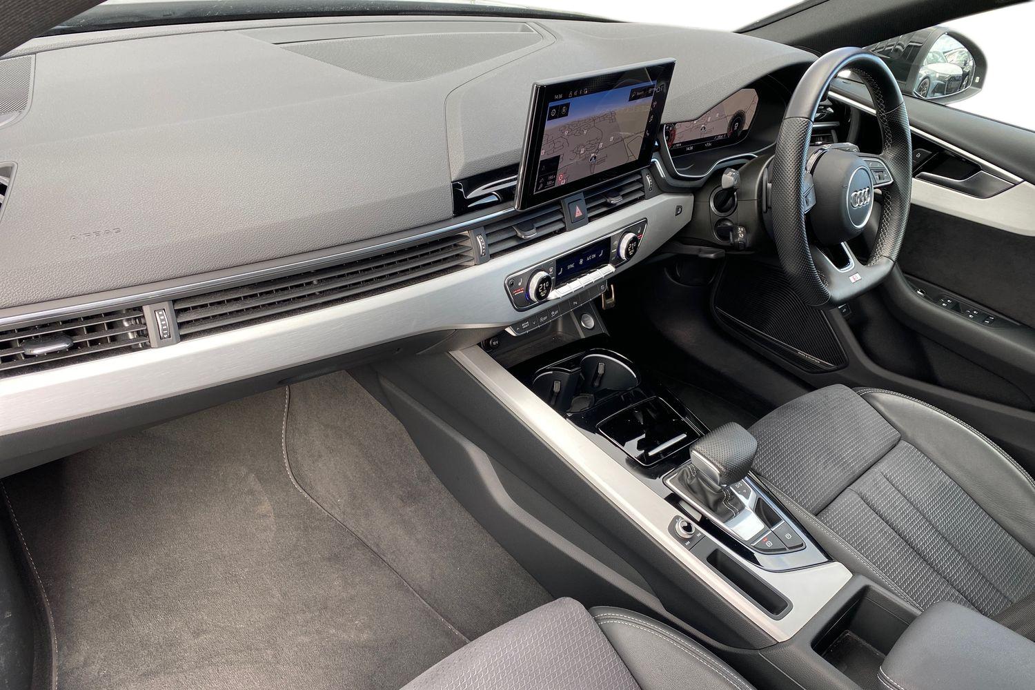 Used Audi A4 2022 for sale - 78151867: Photo 2