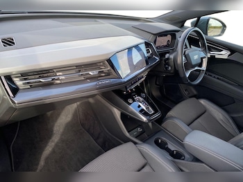 Used Audi Q4 e-tron 2022 for sale - 76675642: Photo