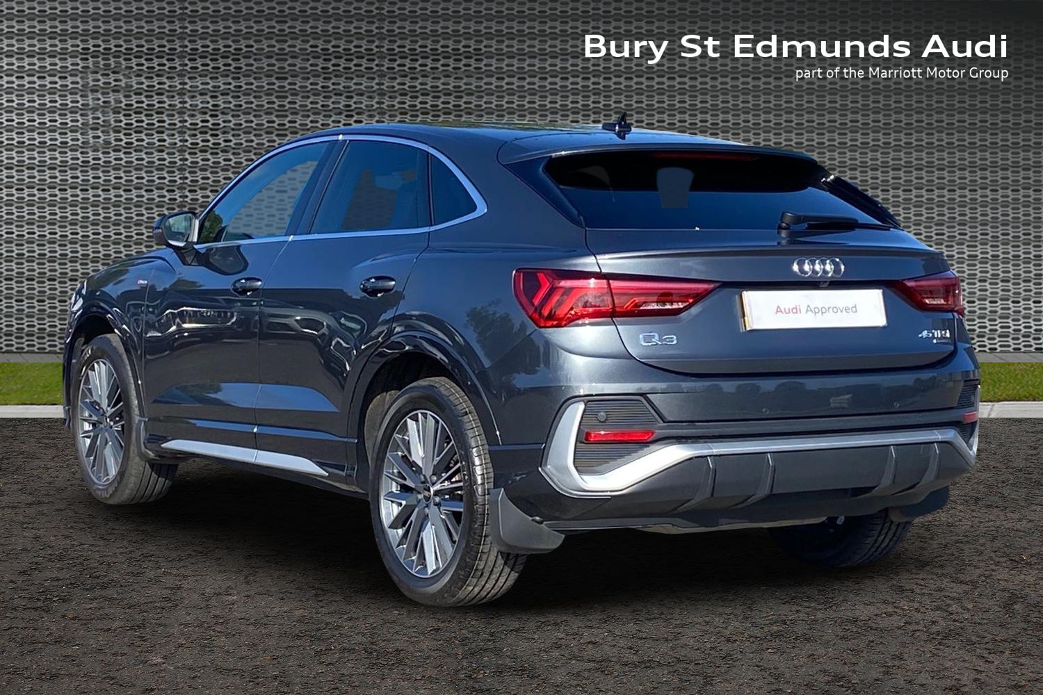 Used Audi Q3 2022 for sale - 76674312: Photo 3