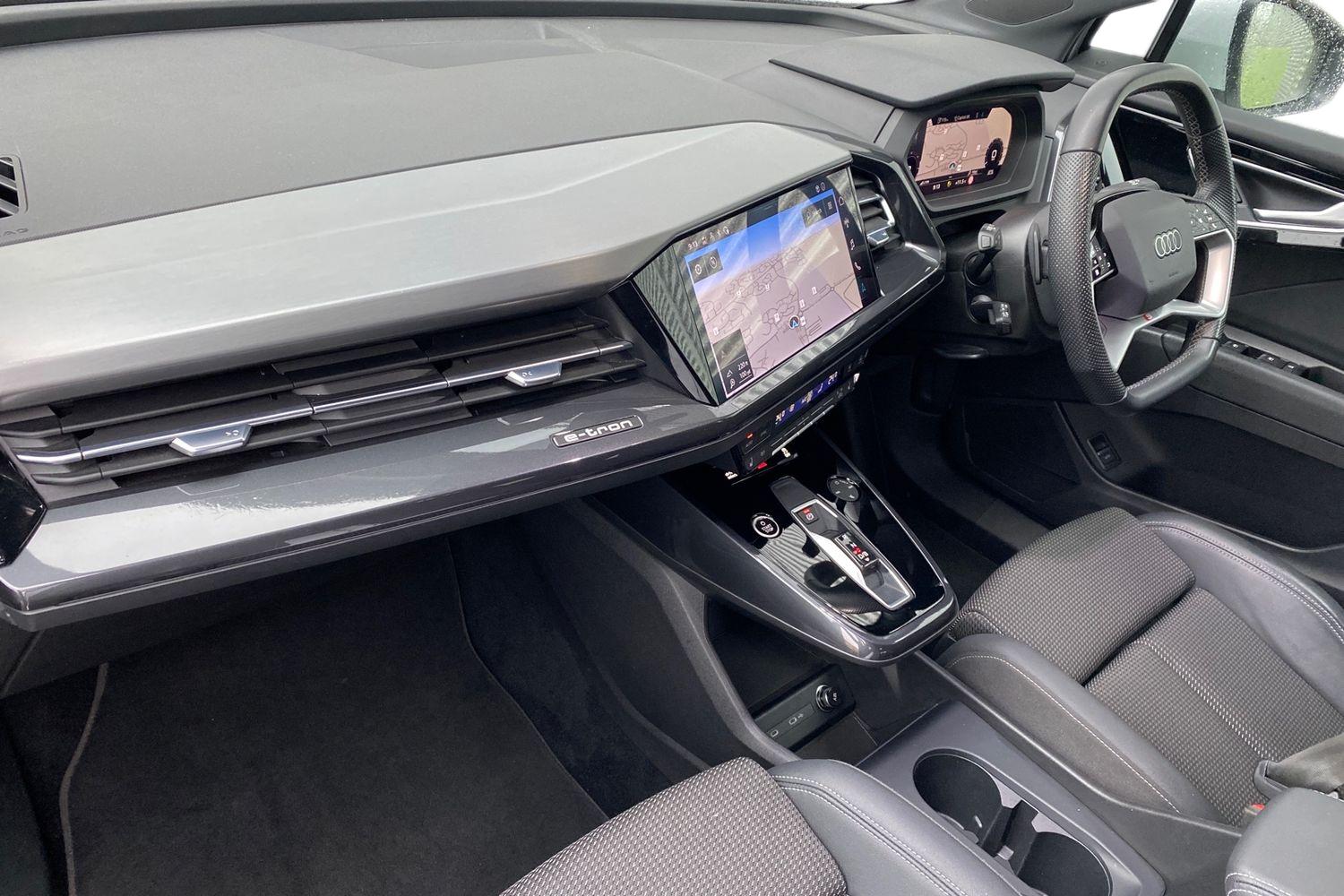 Used Audi Q4 e-tron 2022 for sale - 76674376: Photo 2