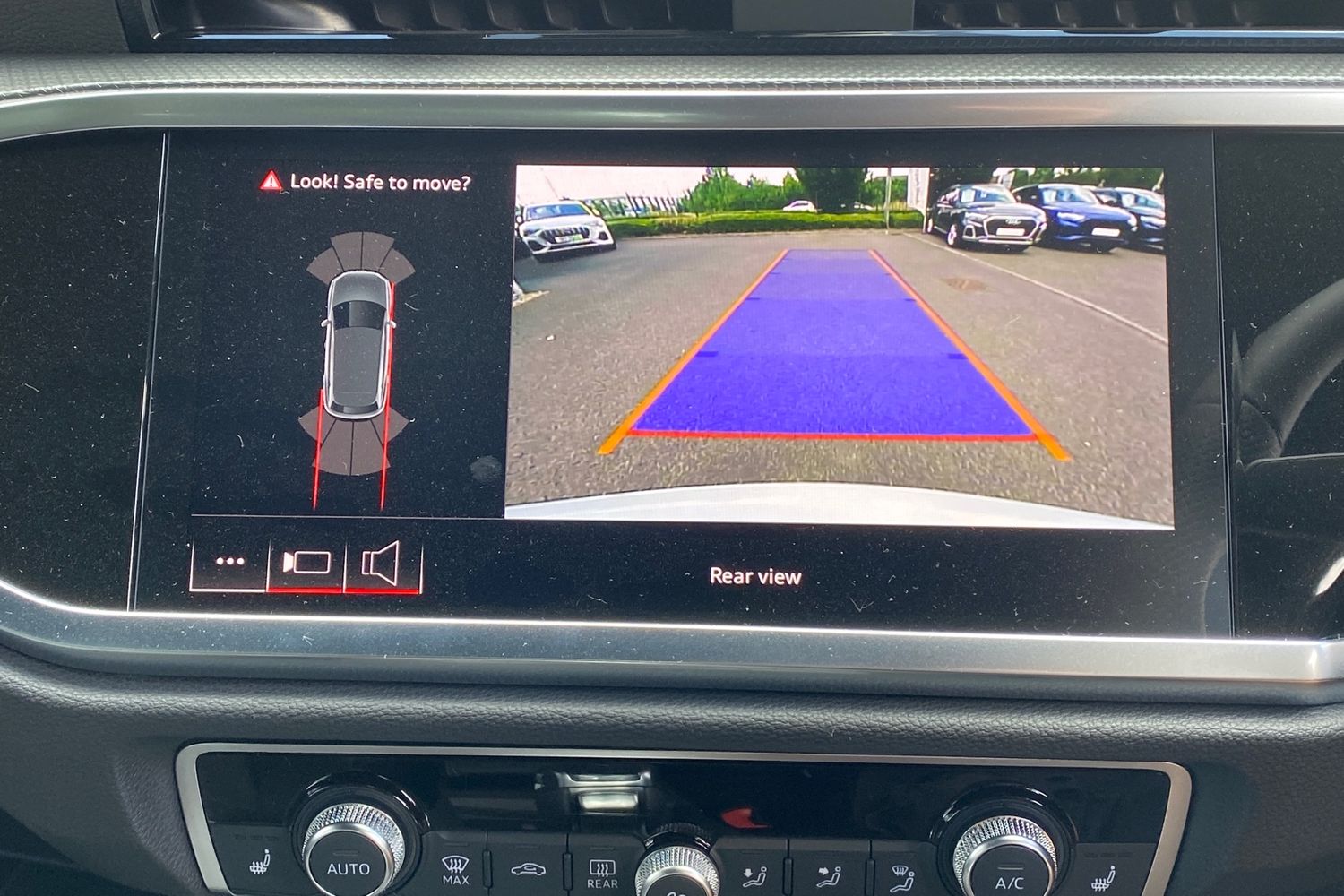 Used Audi Q3 2025 for sale - 76694525: Photo 23