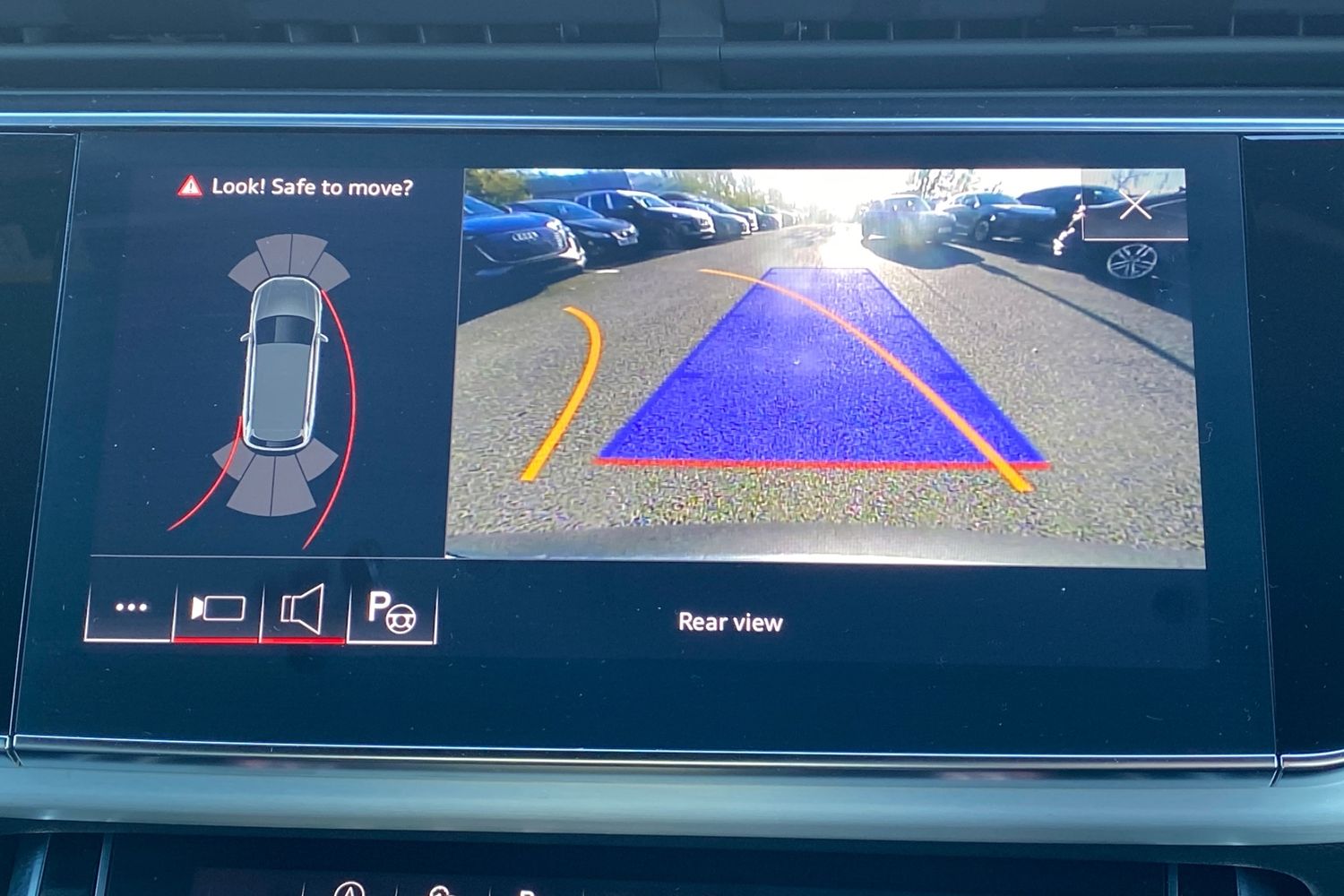 Used Audi Q7 2023 for sale - 76676856: Photo 19