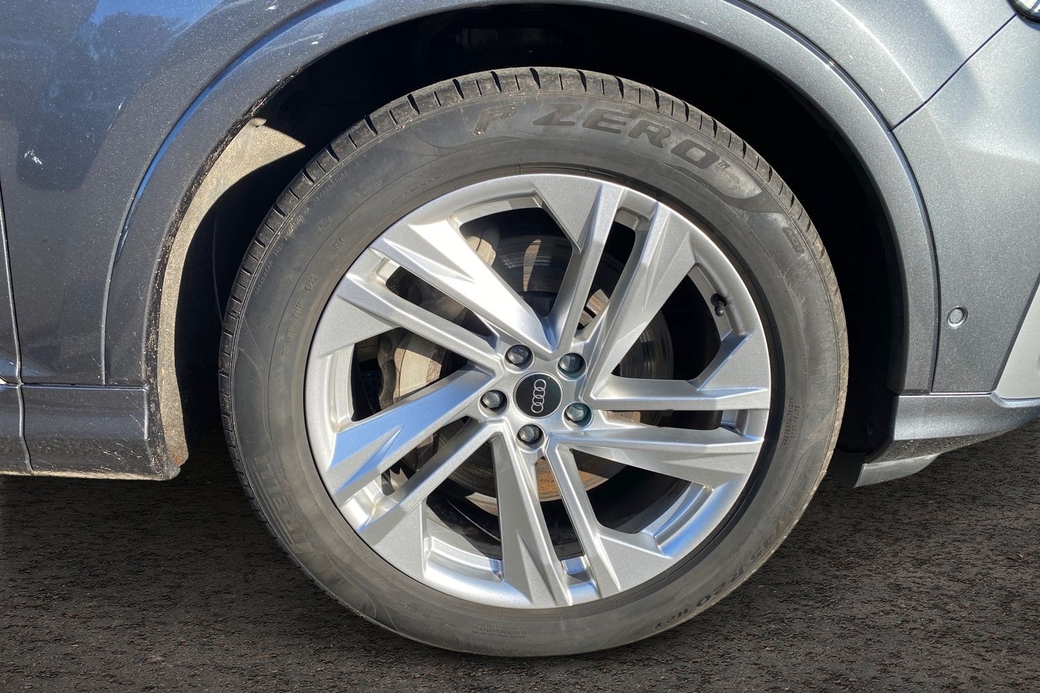 Used Audi Q7 2023 for sale - 76676856: Photo 5