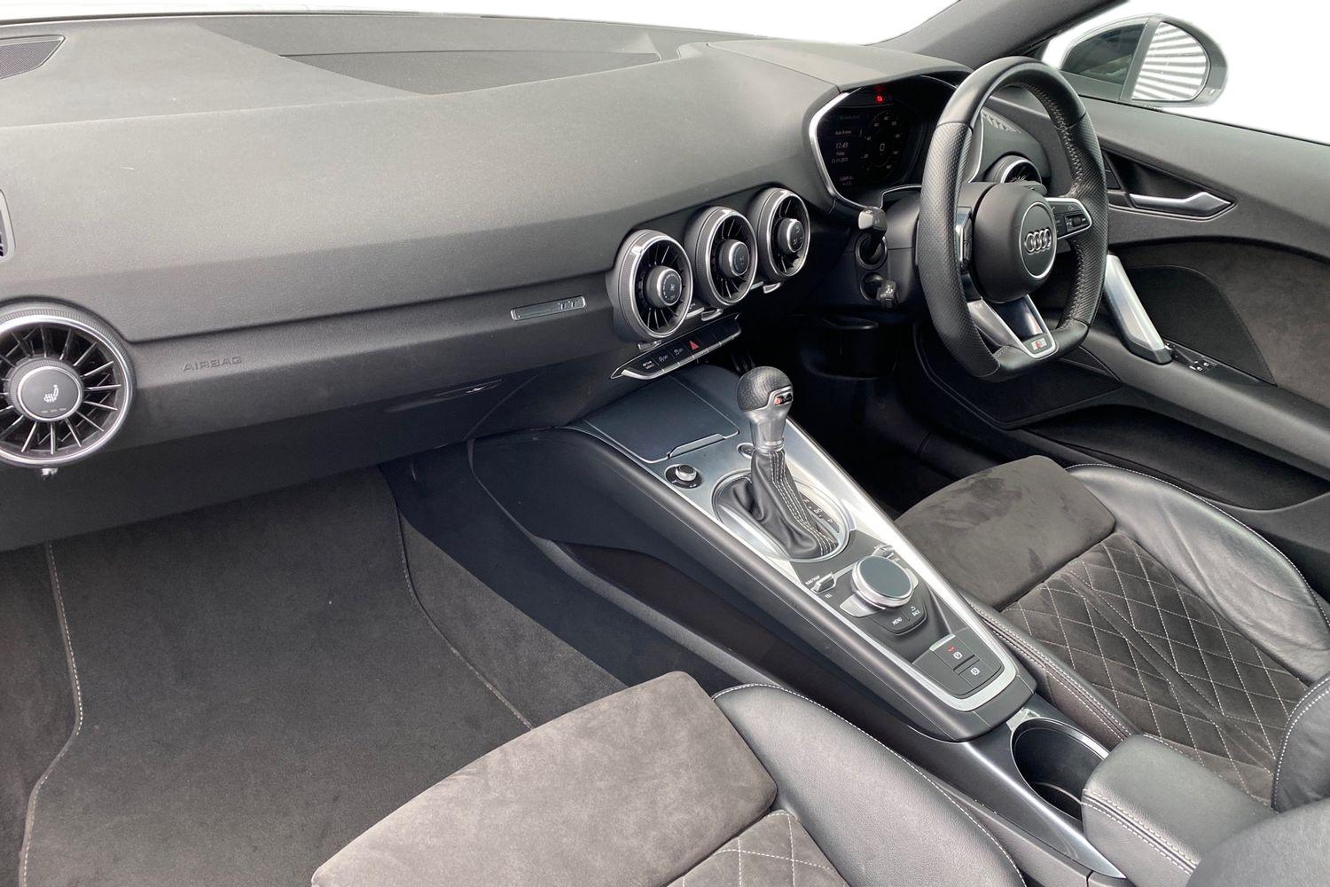 Used Audi TT 2022 for sale - 76675032: Photo 2