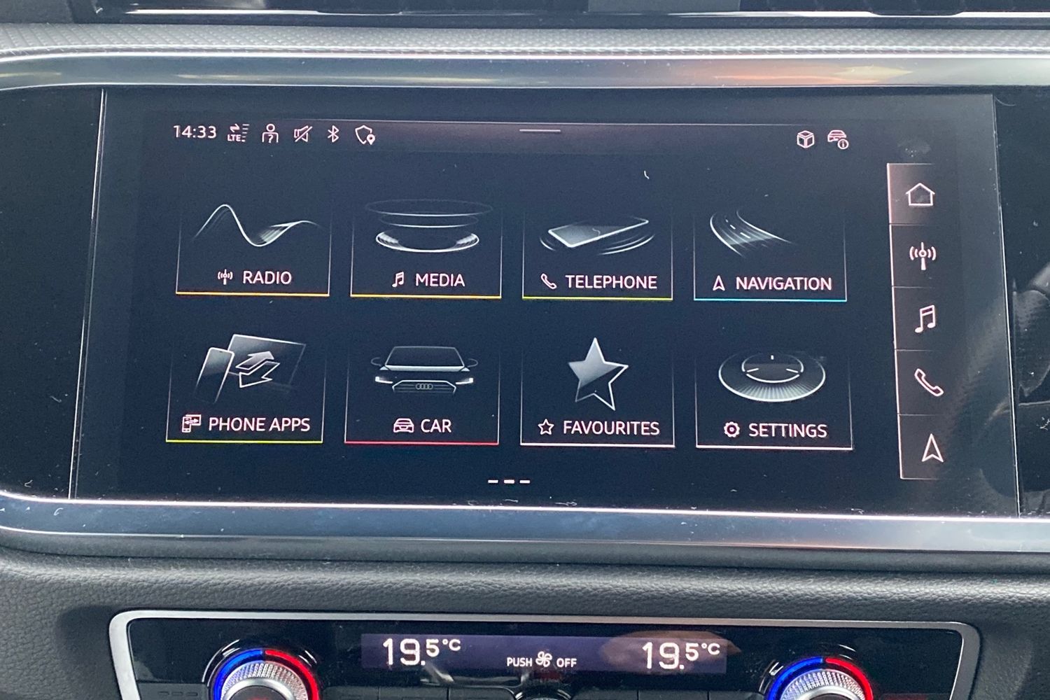 Used Audi Q3 2024 for sale - 76678317: Photo 17