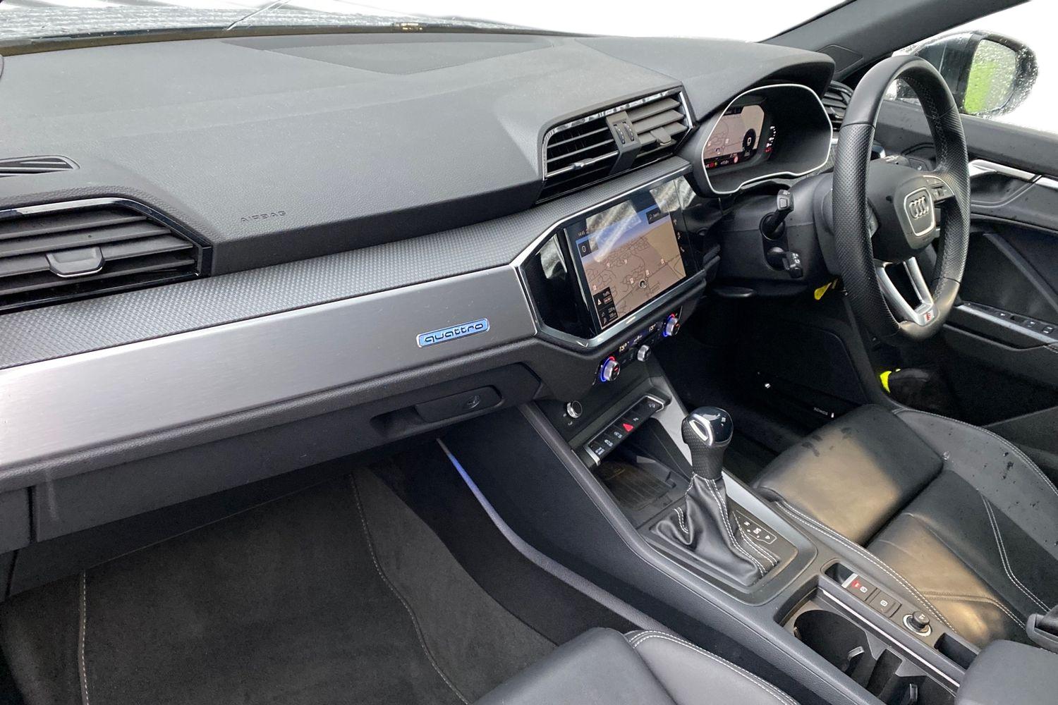 Used Audi Q3 2024 for sale - 76678317: Photo 2