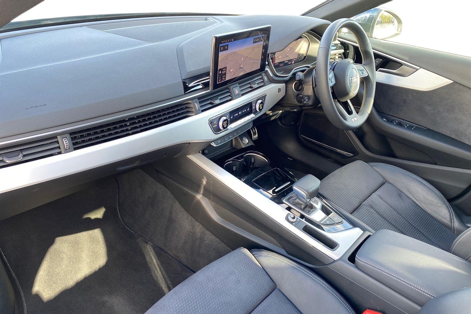 Used Audi A4 2024 for sale - 76677424: Photo 2