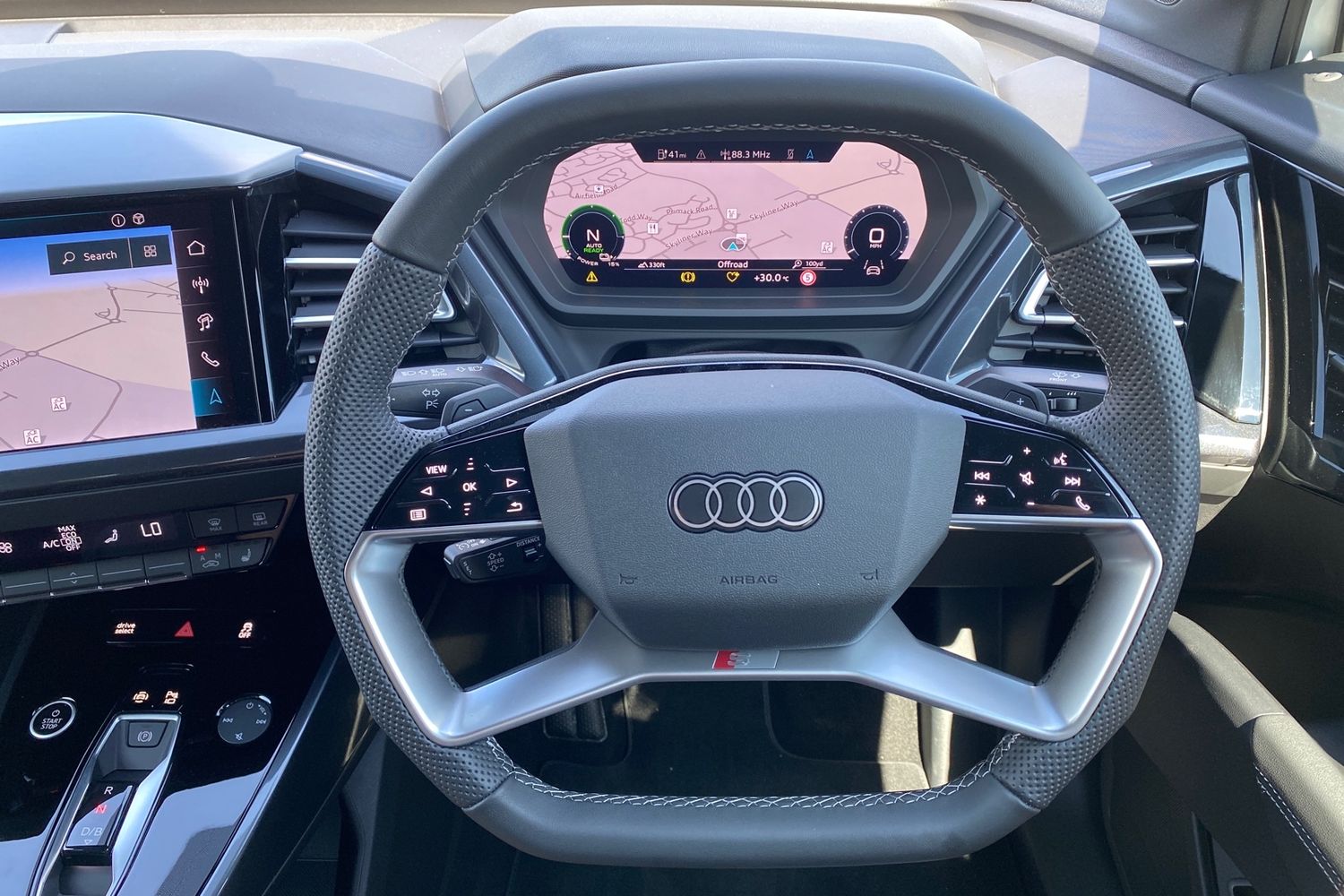 Used Audi Q4 e-tron 2025 for sale - 76885112: Photo 13