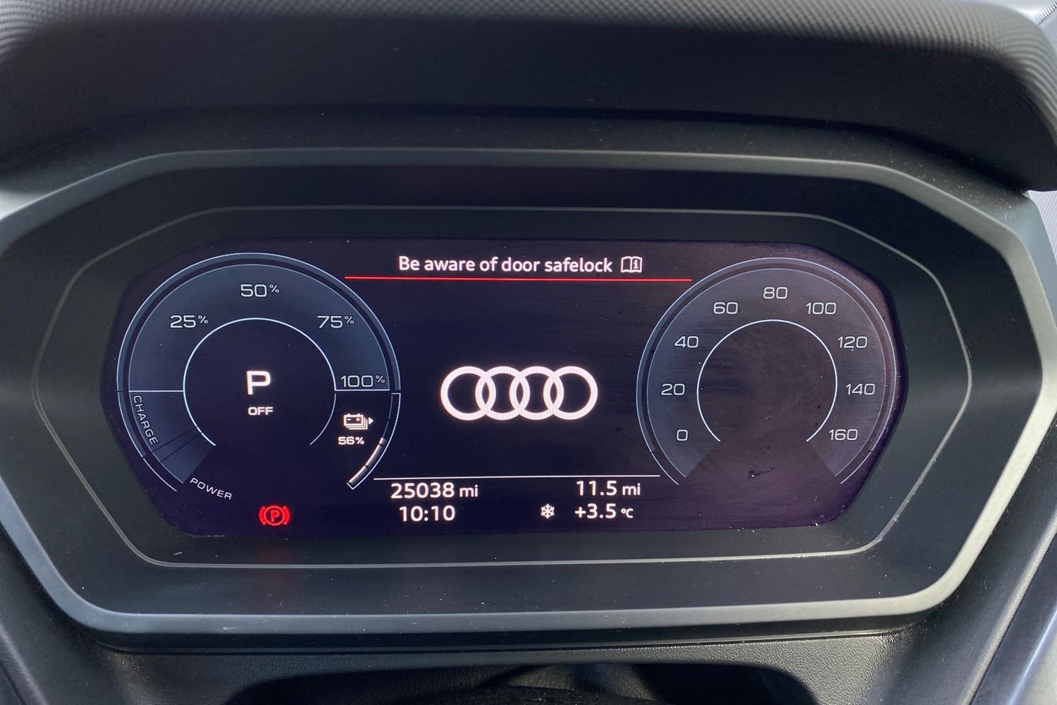 Used Audi Q4 e-tron 2022 for sale - 76675055: Photo 11