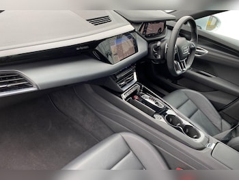 Used Audi e-tron GT 2023 for sale - 77947274: Photo