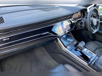 Used Audi Q7 2024 for sale - 78403092: Photo