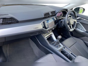 Used Audi Q3 2020 for sale - 76368256: Photo