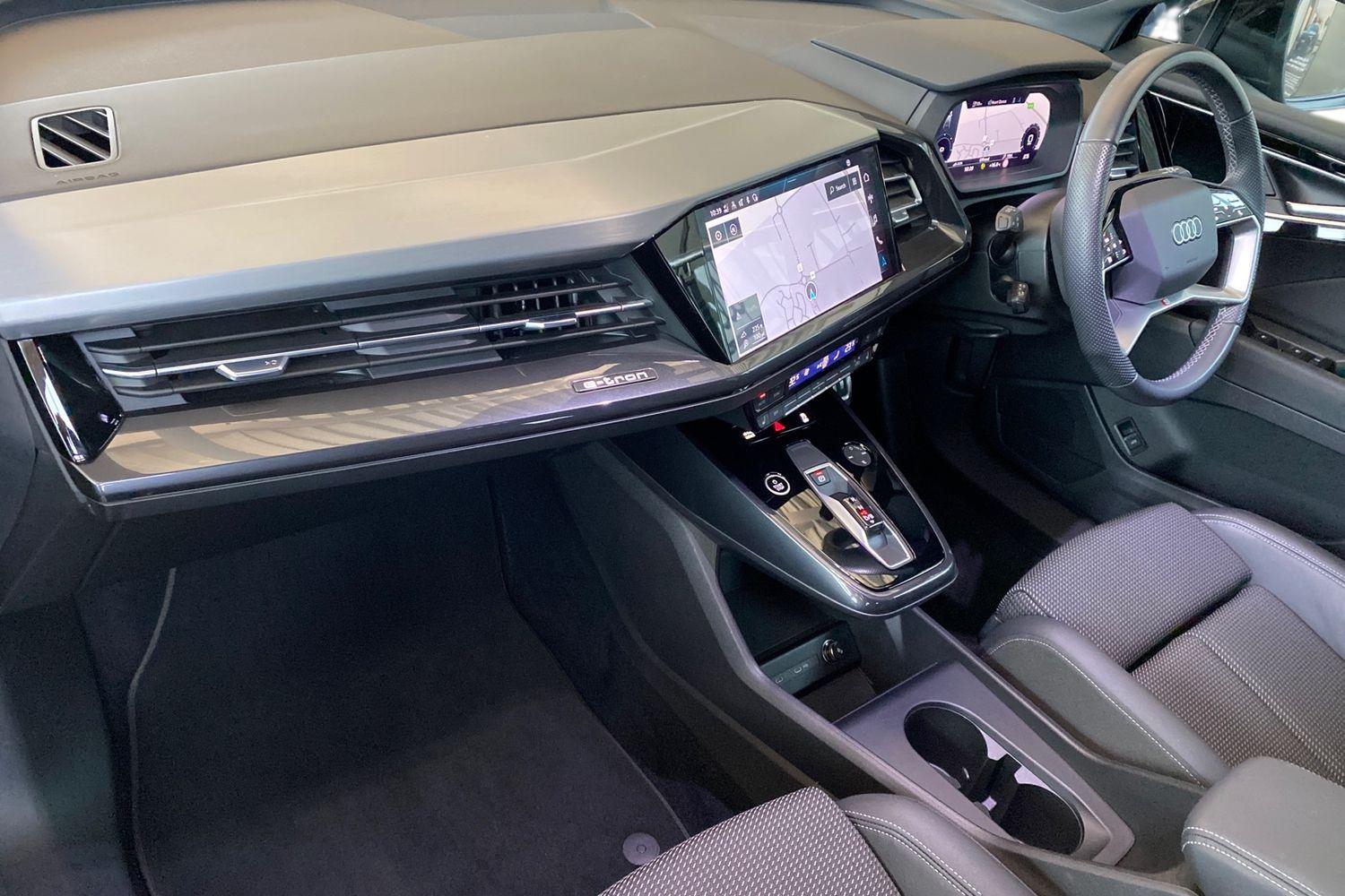 Used Audi Q4 e-tron 2022 for sale - 76674202: Photo 2