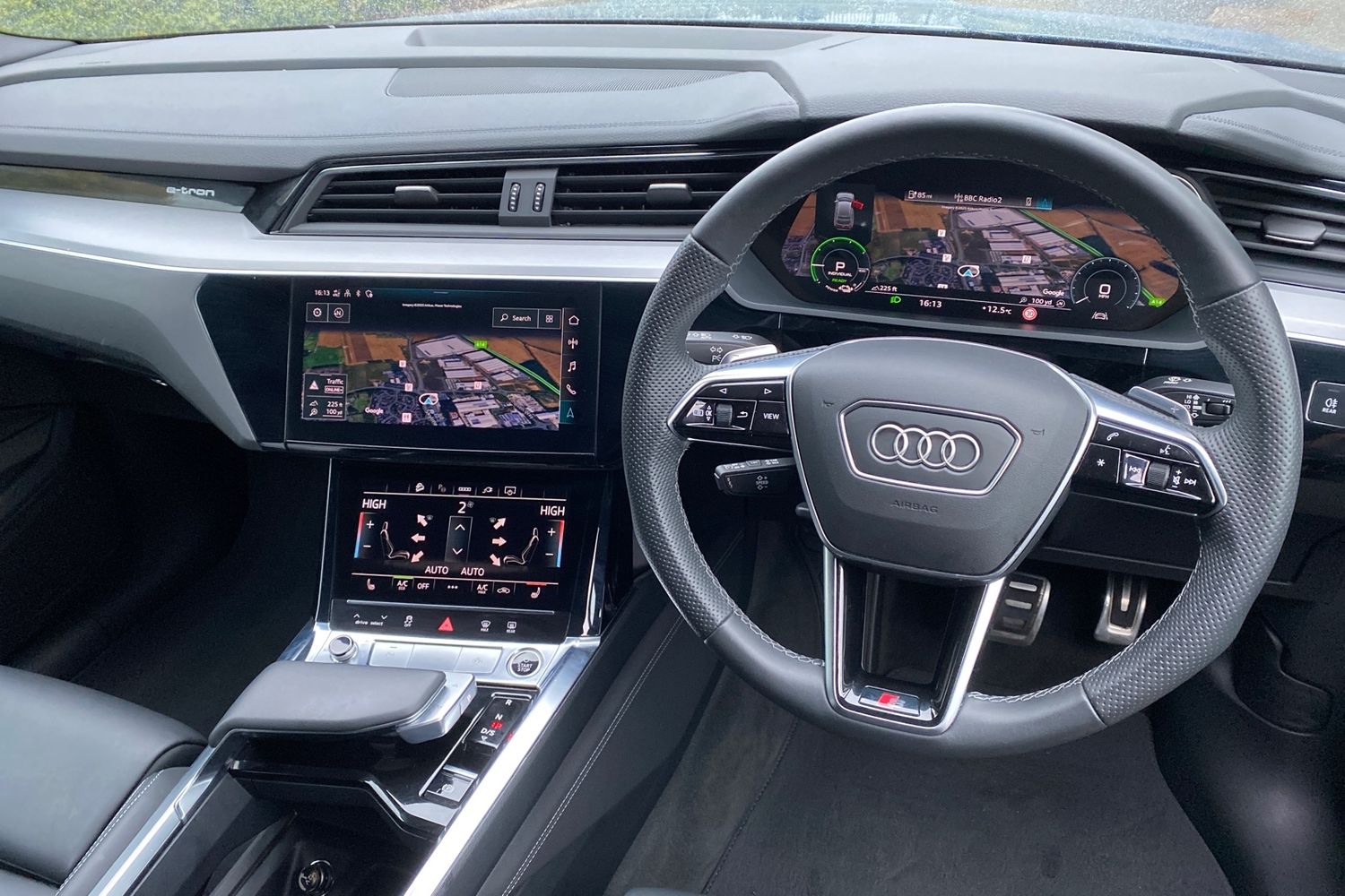 Used Audi Q8 2023 for sale - 76676277: Photo 10