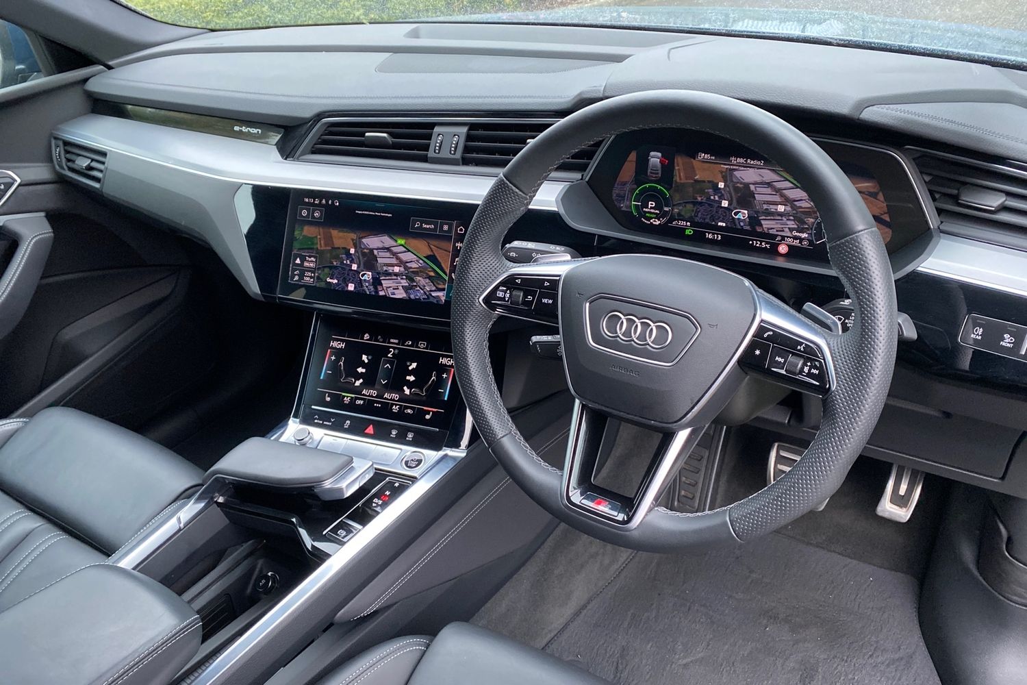 Used Audi Q8 2023 for sale - 76676277: Photo 6