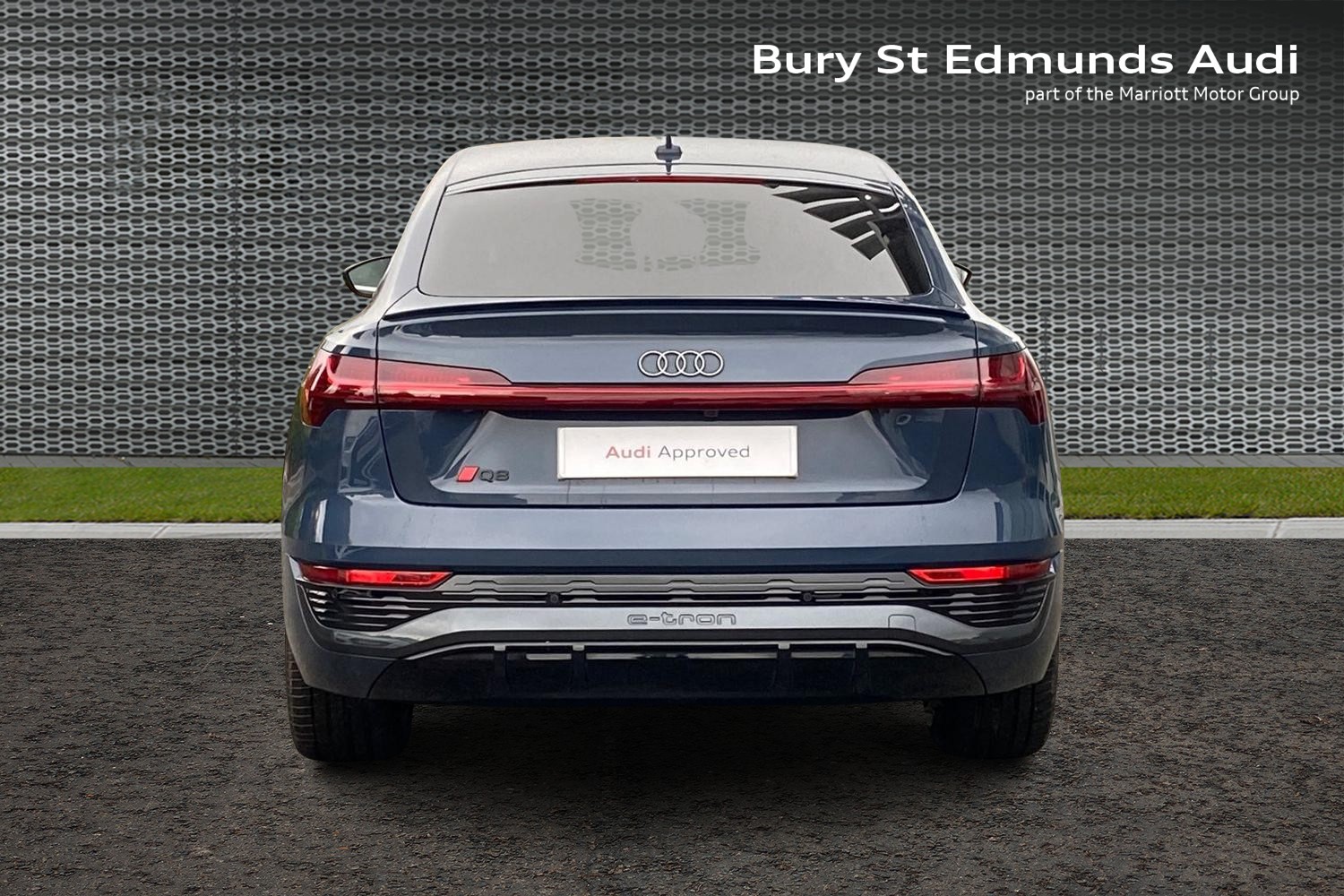 Used Audi Q8 2023 for sale - 76676277: Photo 9