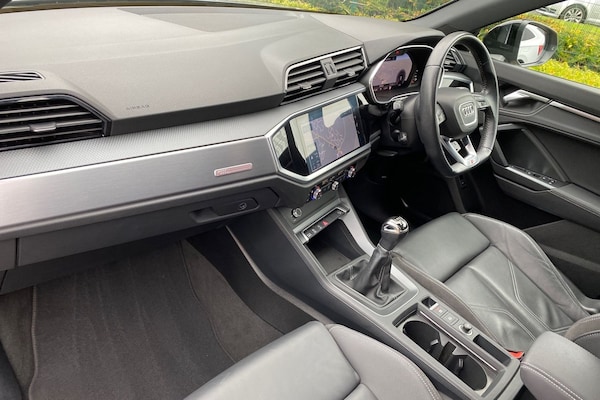 Used Audi Q3 2020 for sale - 76275885: Photo 2
