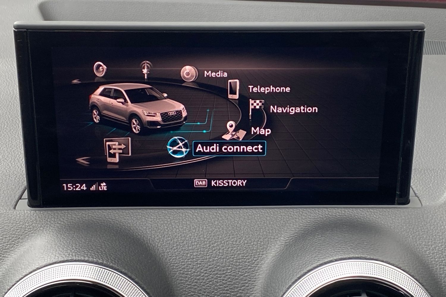 Used Audi Q2 2022 for sale - 76674176: Photo 17