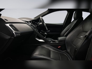 Used Jaguar E-Pace 2019 for sale - 75478052: Photo