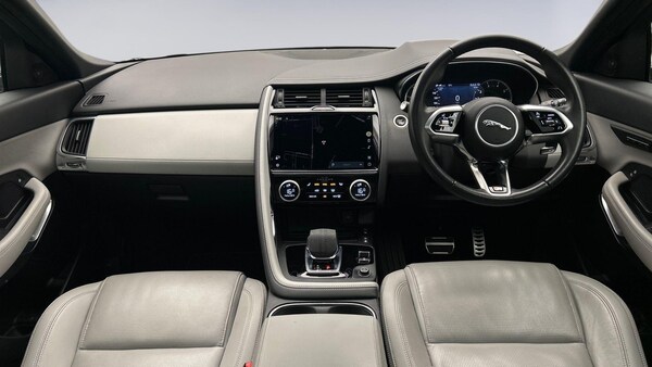 Used Jaguar E-Pace 2022 for sale - 76153191: Photo 9