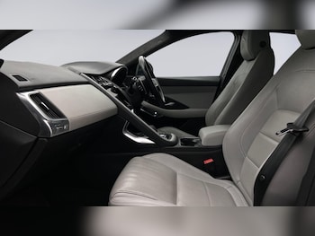Used Jaguar E-Pace 2021 for sale - 75507208: Photo