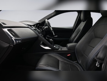 Used Jaguar E-Pace 2019 for sale - 75624075: Photo