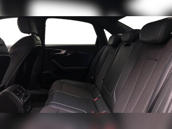 Used Audi A4 2017 for sale - 75319046: Photo
