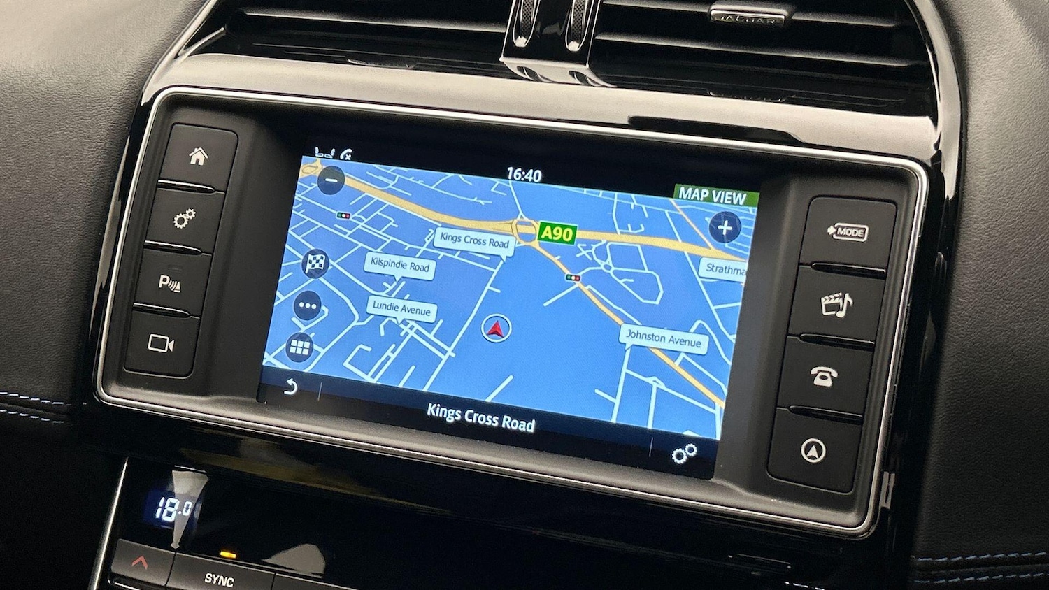 Used Jaguar XE 2018 for sale - 76094797: Photo 11