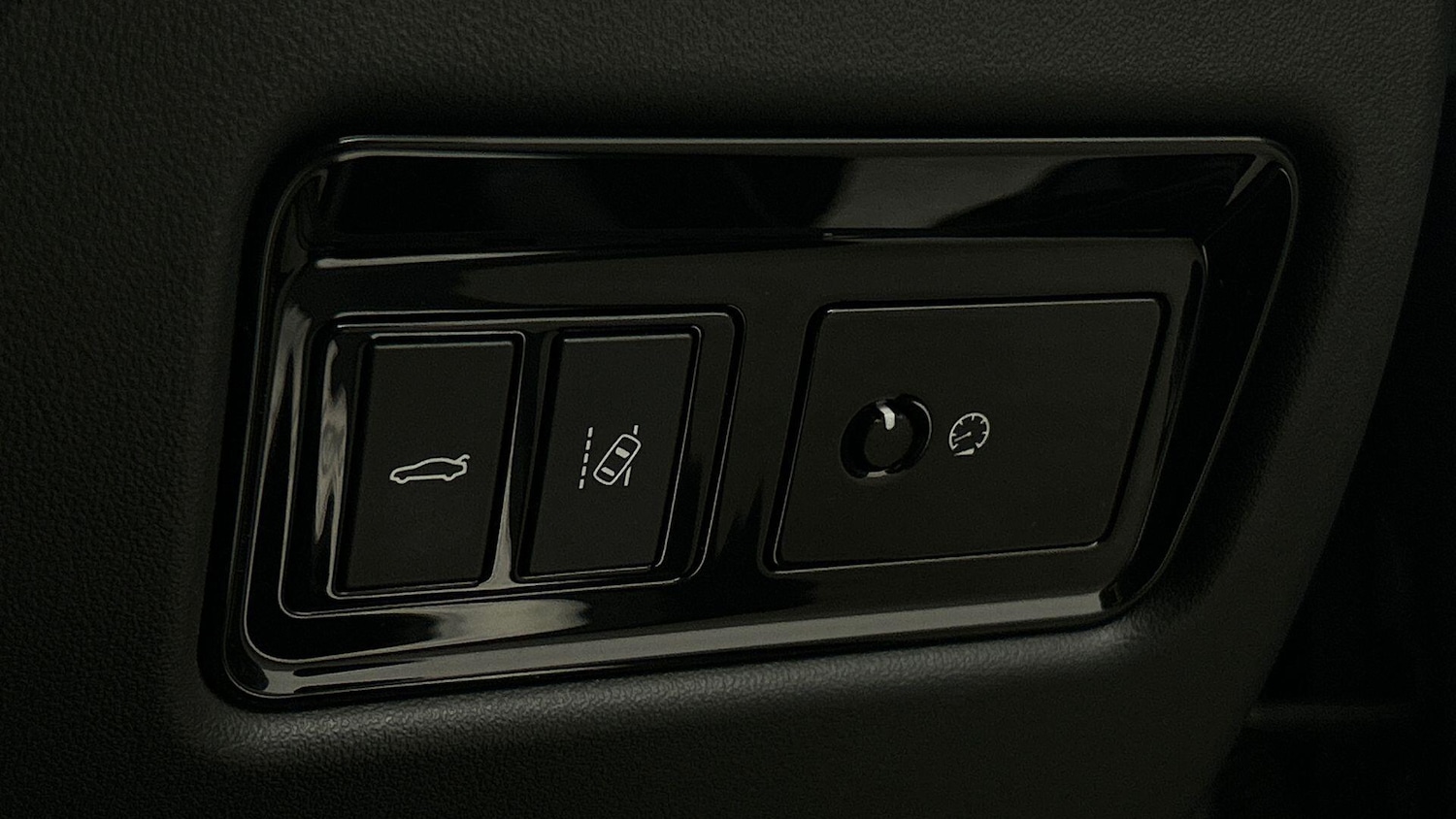 Used Jaguar XE 2018 for sale - 76094797: Photo 26