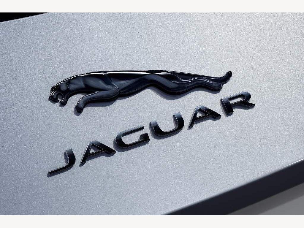 Used Jaguar F-Pace 2024 for sale - 76109520: Photo 9